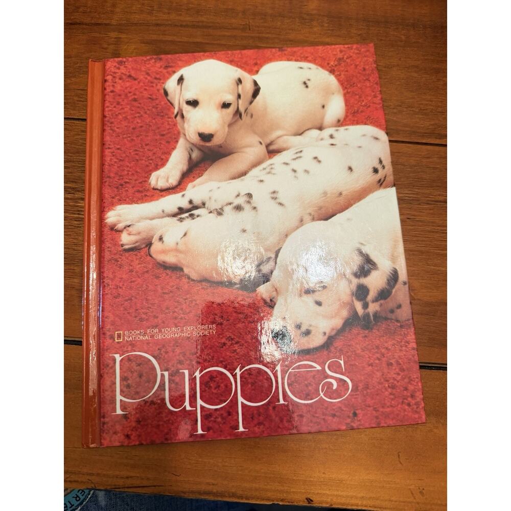 Puppies National Geographic Books for Young Explorers 1982 Hardcover Vintage
